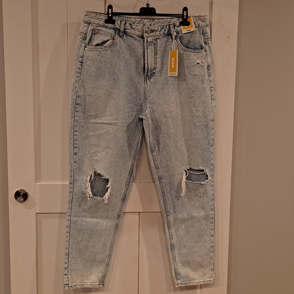 Refuge High Wasted Distressed Mom Jeans